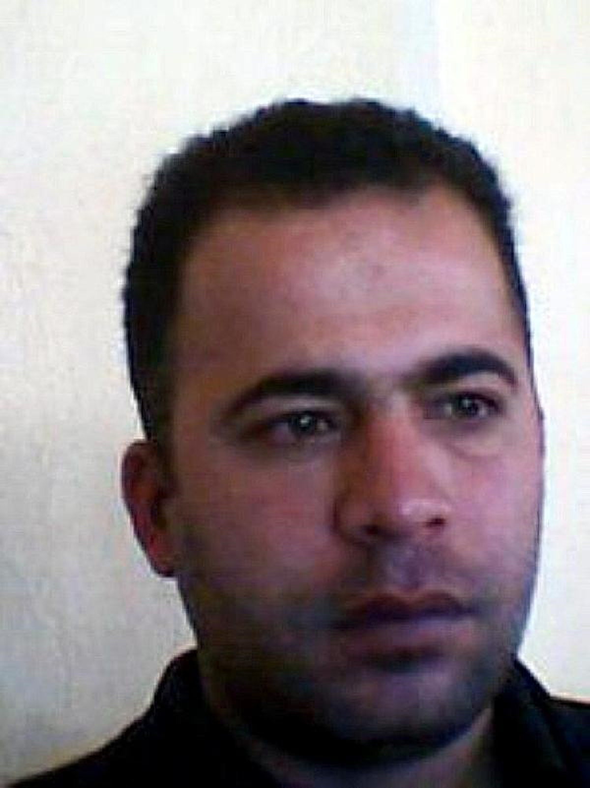 2 Çocuk Babası Büfeci Kendini Astı
