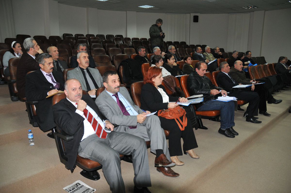 Akçacakoca Belediyesi 2012 Ocak Ayı Meclis Toplantısı Düzenlendi