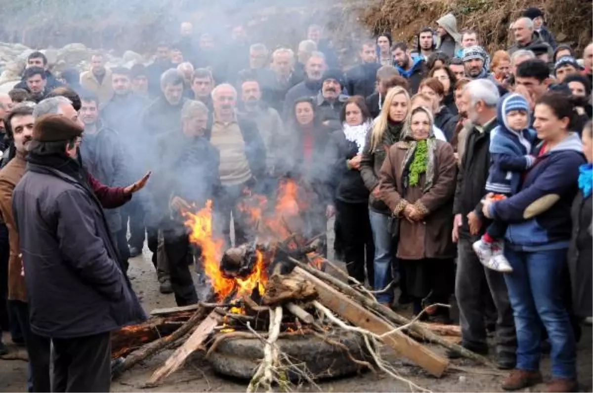 Arılı Vadisi\'nde Tansiyon Yükseldi, Halk Yine Nöbete Başladı