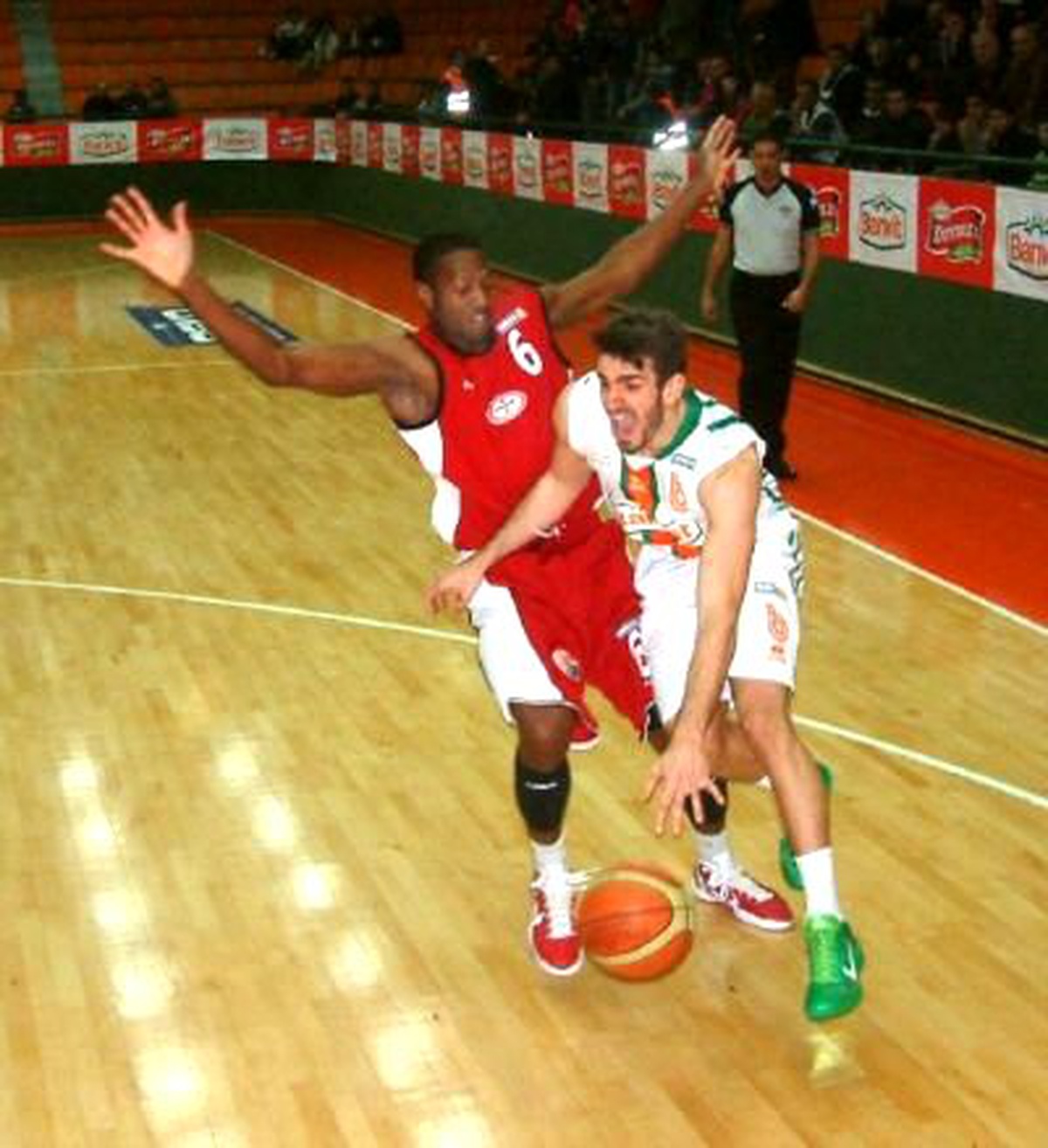 Banvitspor - Erdemirspor: 72-64