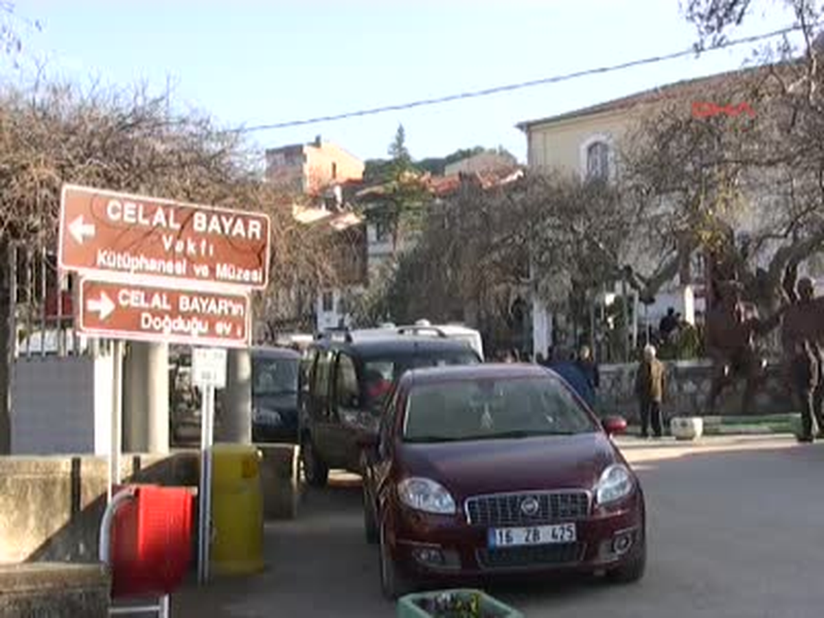 Bursa Ehliyetsiz Genci Kullandığı Otomobilin 8 Hava Yastığı da Kurtaramadı Cenaze Toprağa Verildi