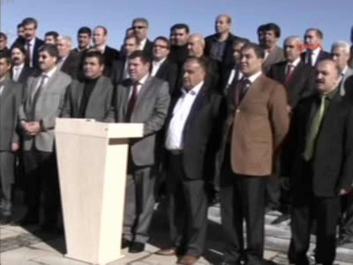 Diyarbakır\'da 26 Sivil Toplum Örgütü Uludere\'de Hükümet Özür Dilemeli, Tazminat Ödemeli