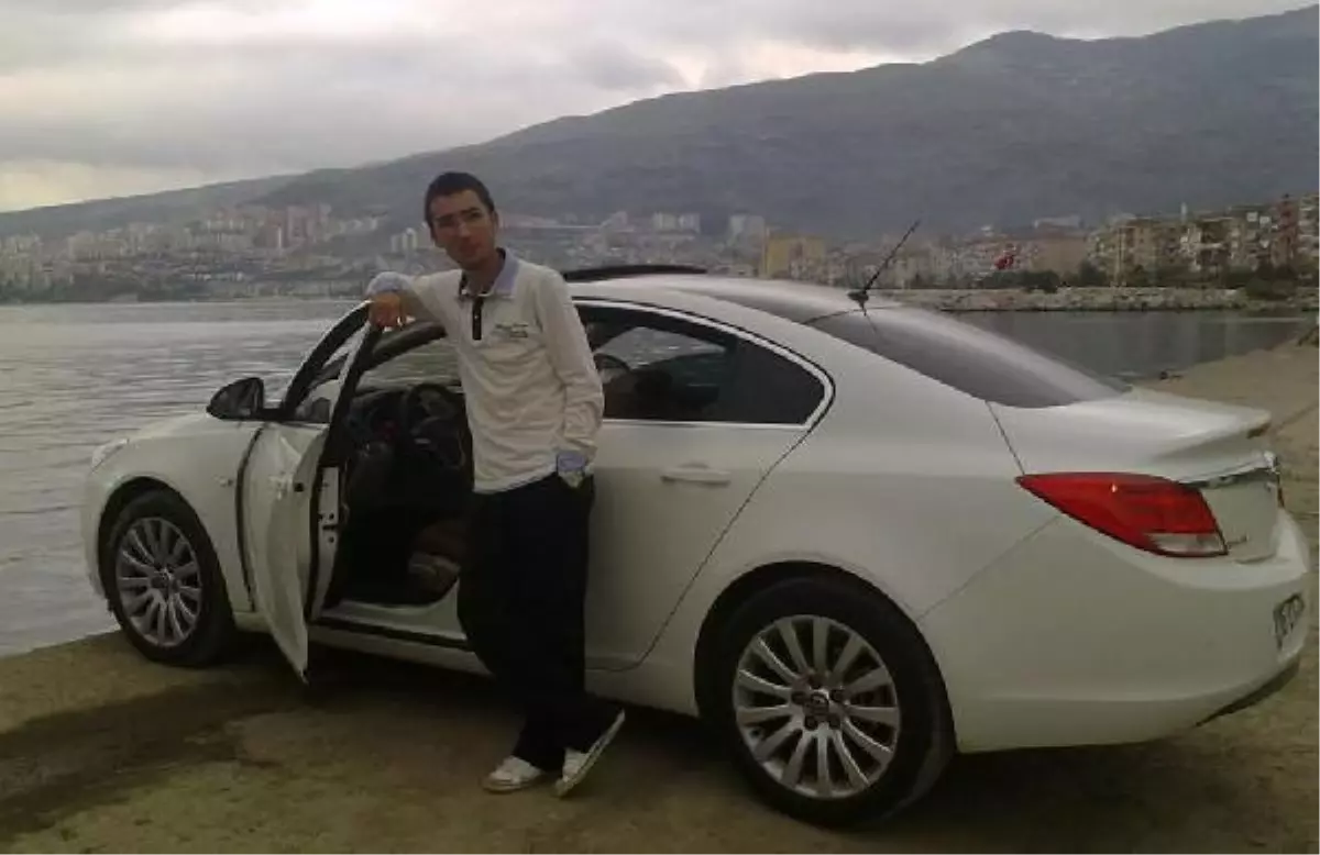 Ehliyetsiz Genci Kullandığı Otomobilin 8 Hava Yastığı da Kurtaramadı