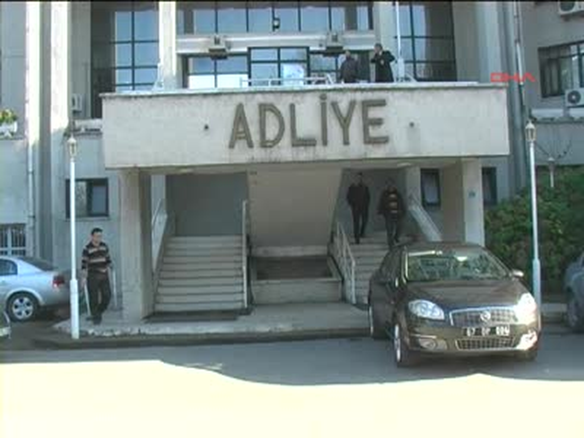 Emekli Madenciyi Eşi Öldürmüş
