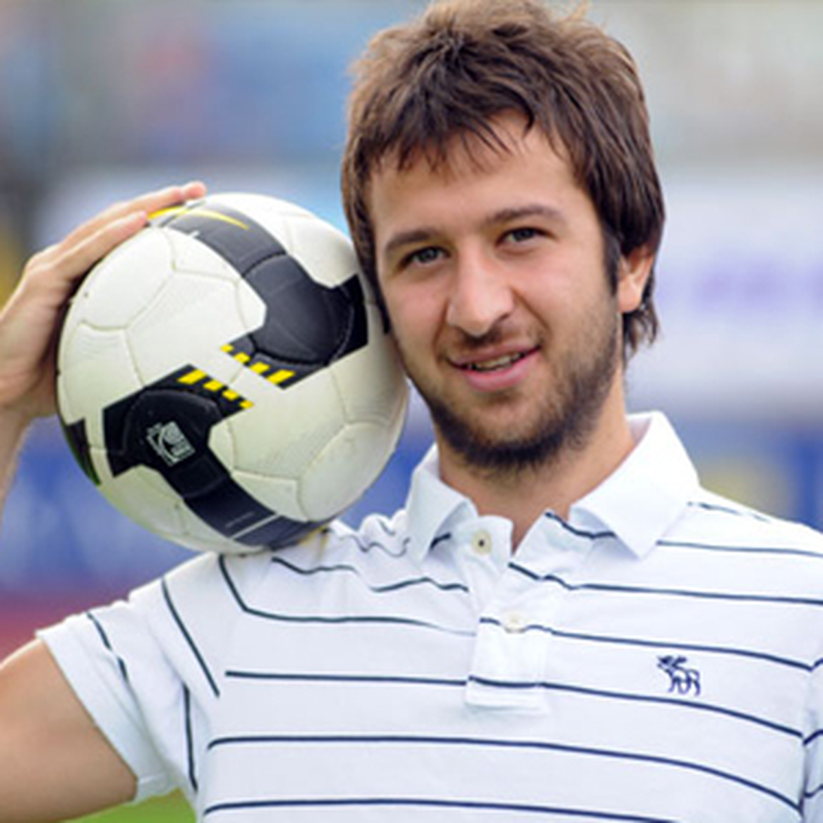 Giray Kaçar, Twıtter\'da Esti