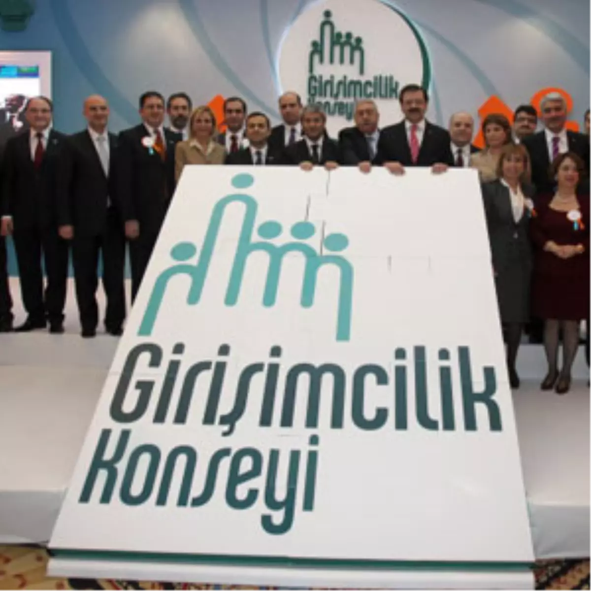 Girişimcilik Manifestosuna 32 İmza