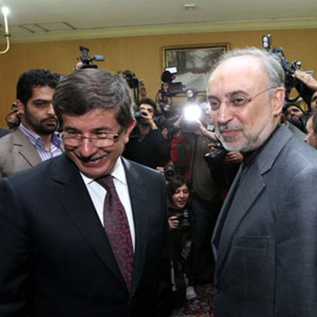 "İran-Türkiye İlişkileri Köklü İlişkilerdir"