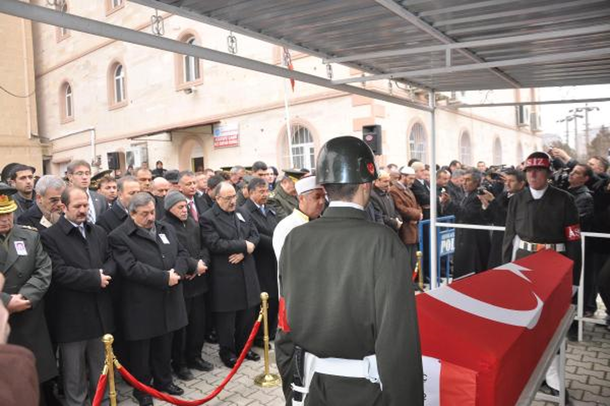 Patlamada Ölen İşçi Salih Erkeç Toprağa Verildi