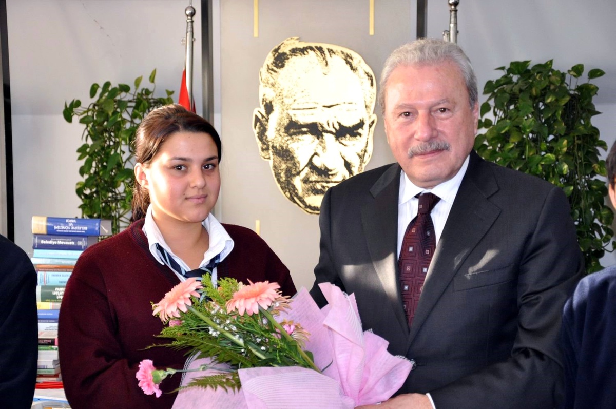 Salihli İzci Kulübü Öğrencileri Okay'ı Ziyaret Etti