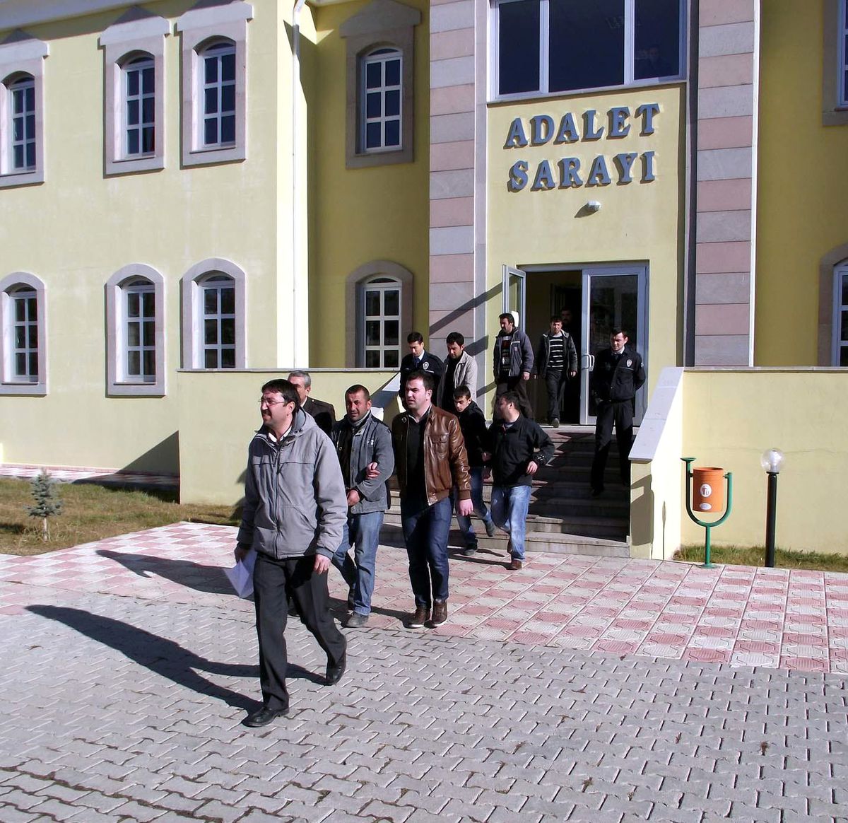 Suç Örgütü Operasyonunda 6 Kişi Daha Tutuklandı