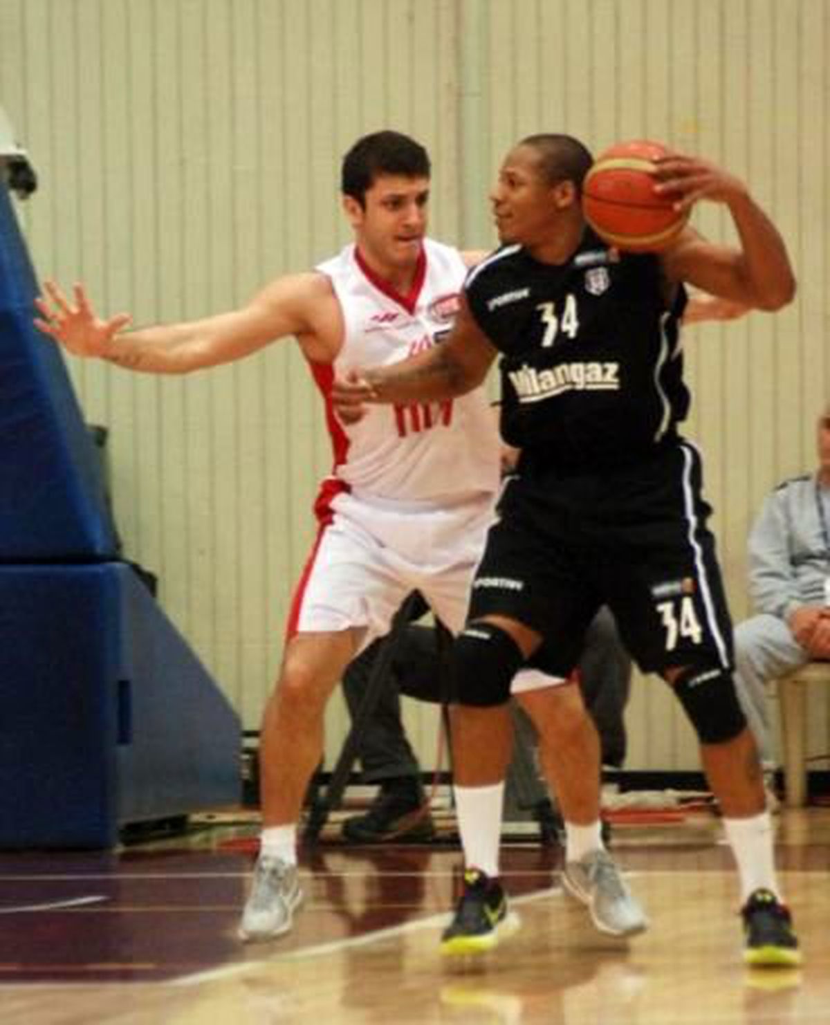 Tofaş - Beşiktaş Milangaz: 96-90