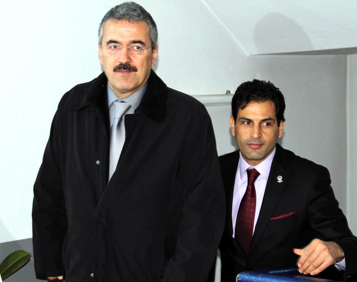 Vali Ayyıldız\'dan, Müdür Akdeniz\'e Ziyaret