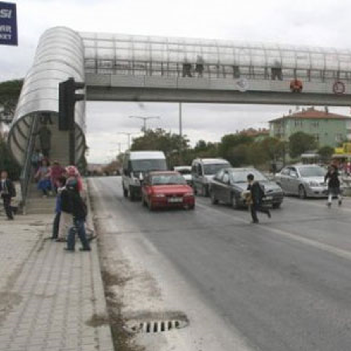 Yozgat\'ta Üst Geçidi Kullanmayanlara Ceza Şoku