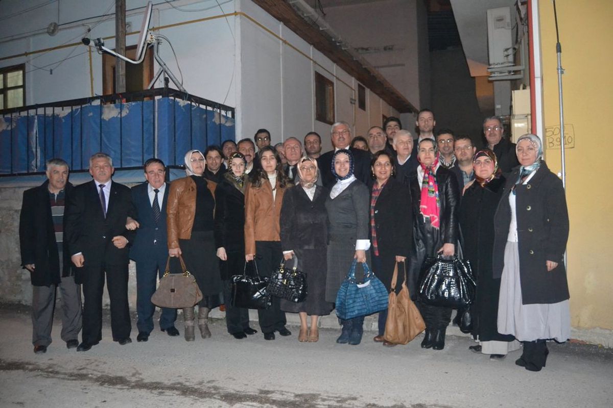 AK Parti Sakarya İl Kadın Kolları\'ndan Adapazarı İlçe Yönetimine Ziyaret