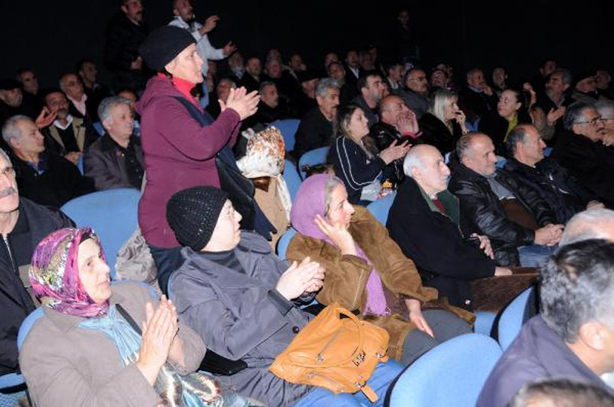Arhavi'de Kömür Tesisi Protestosu, Çed Toplantısını Yaptırmadı