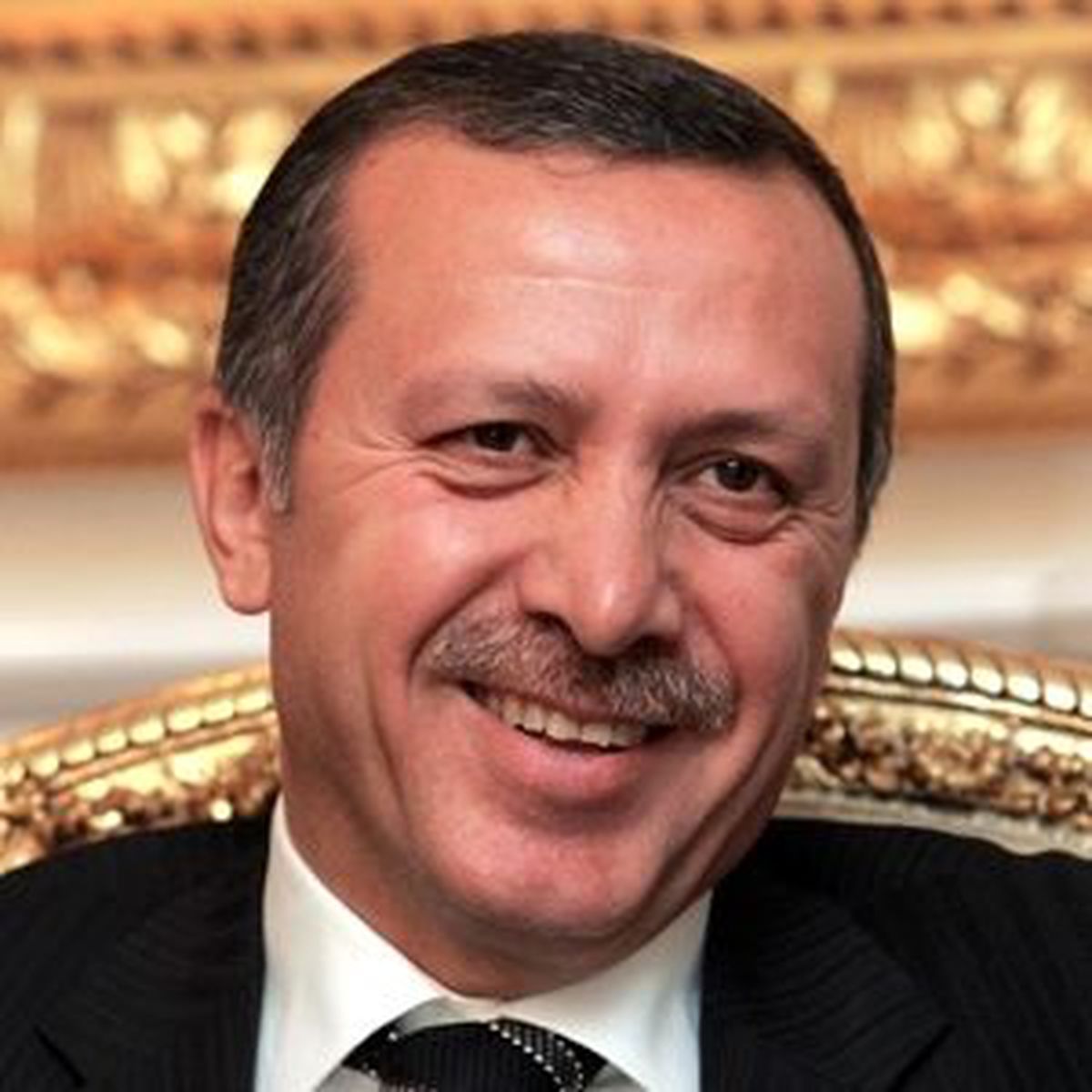 Başbakan Erdoğan, Bakanlar ve Eşlerini Akşam Çayında Ağırlayacak
