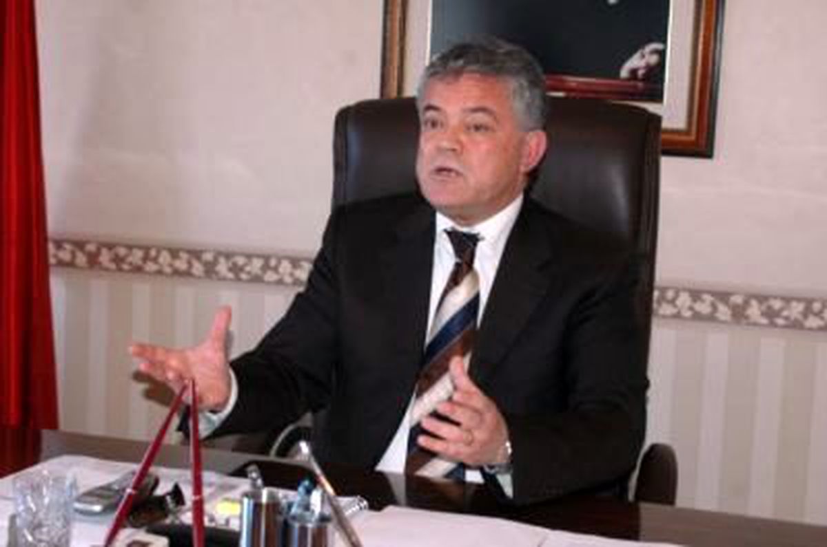 Belediye Başkanıyla Meclis Üyesi Arasında 'ukala' Gerginliği