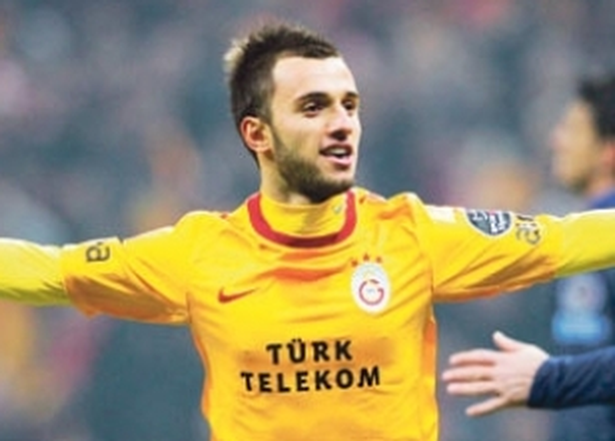 Beşiktaş'ın Kapısından Döndü<br>Galatasaray'da Yıldız Oldu
