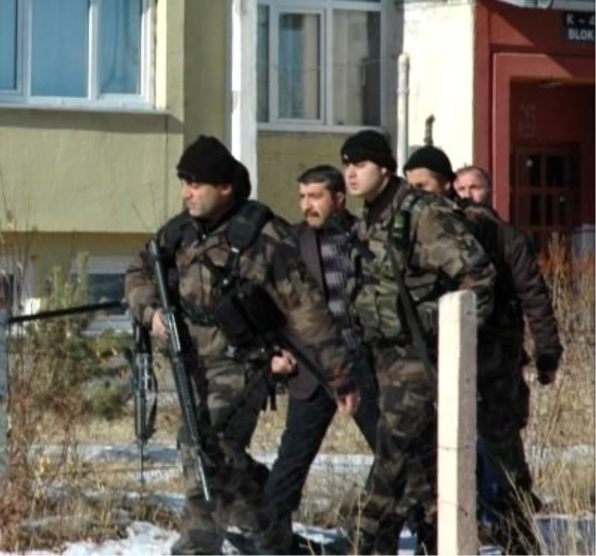 Erzurum\'da Polis Memurunun Şehit Edilmesi