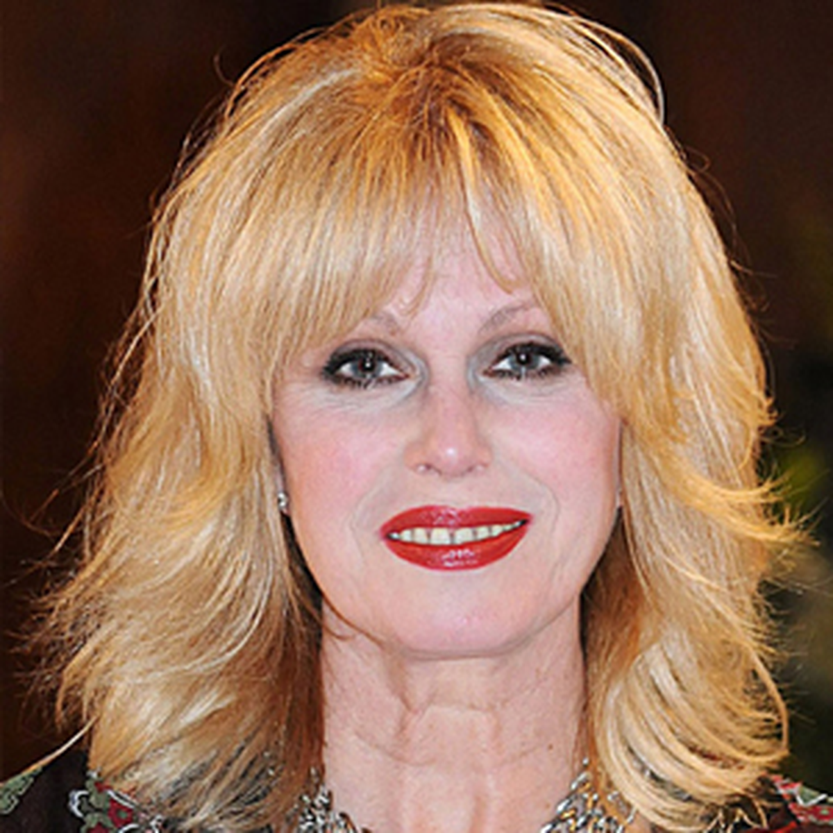 Eski Bond Kızı Joanna Lumley, Hayvan Hakları İçin Eylemde