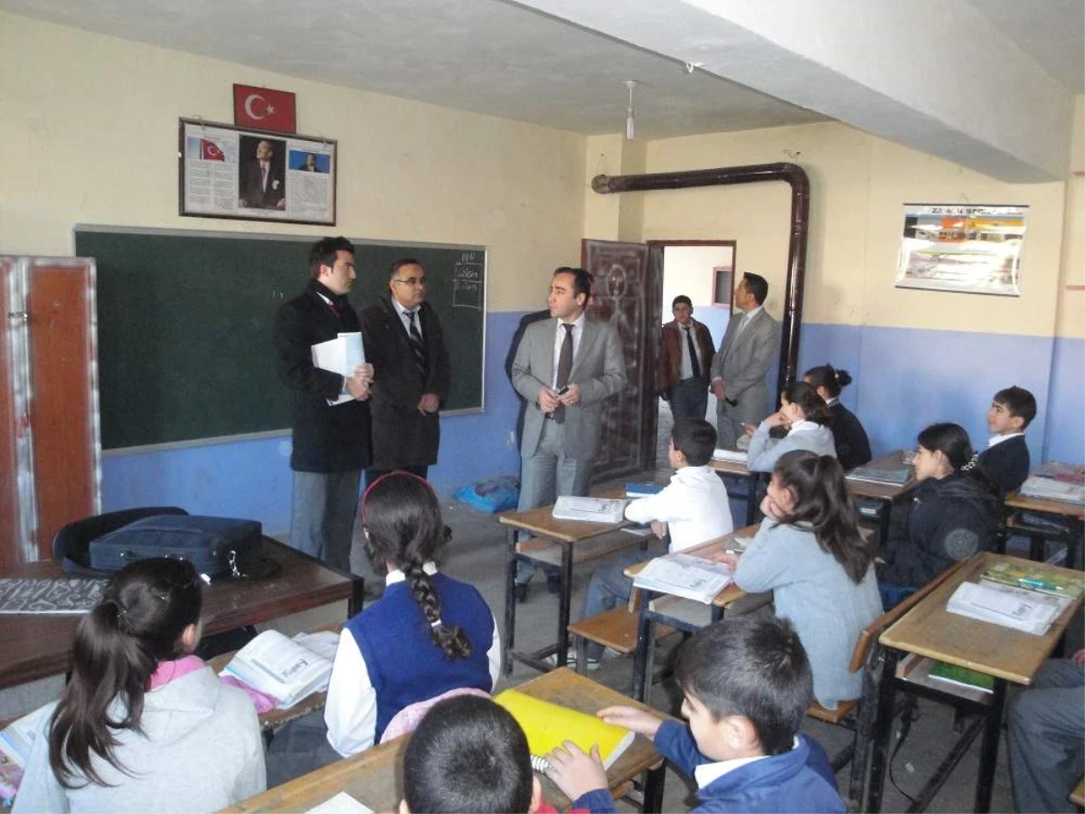 Hani Kaymakamı Şanlı Okulları Denetledi