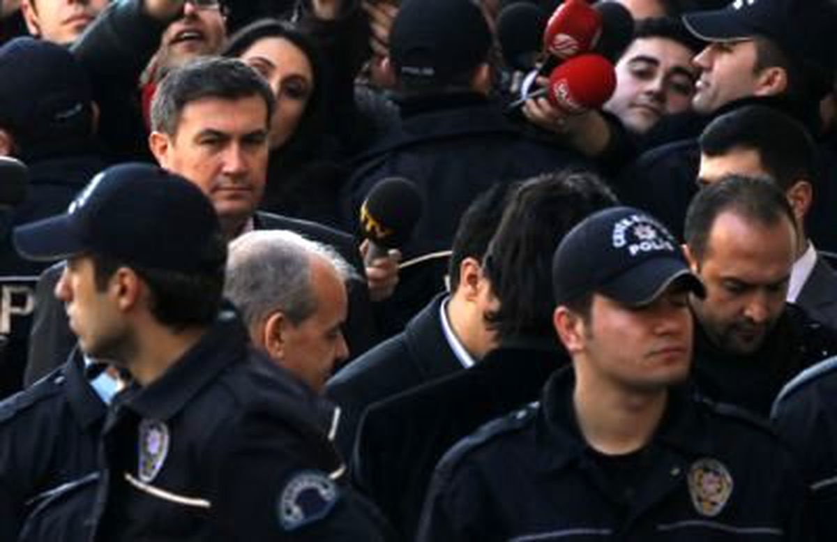 İlker Başbuğ Tutuklanması Talebiyle Mahkemeye Sevk Edildi