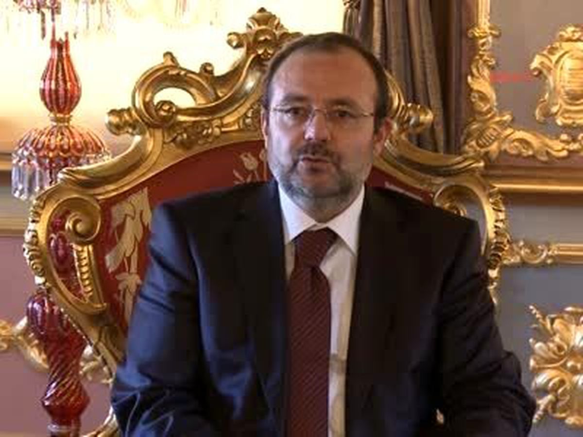 İstanbul\'da "İngilizce Hutbe" ve "Cami Rehberi" Dönemi