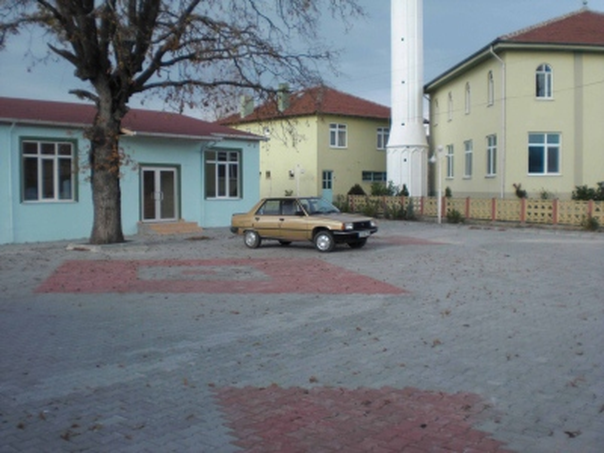 Karamürsel Köylerine 7,5 KM\'lik Parke Yol