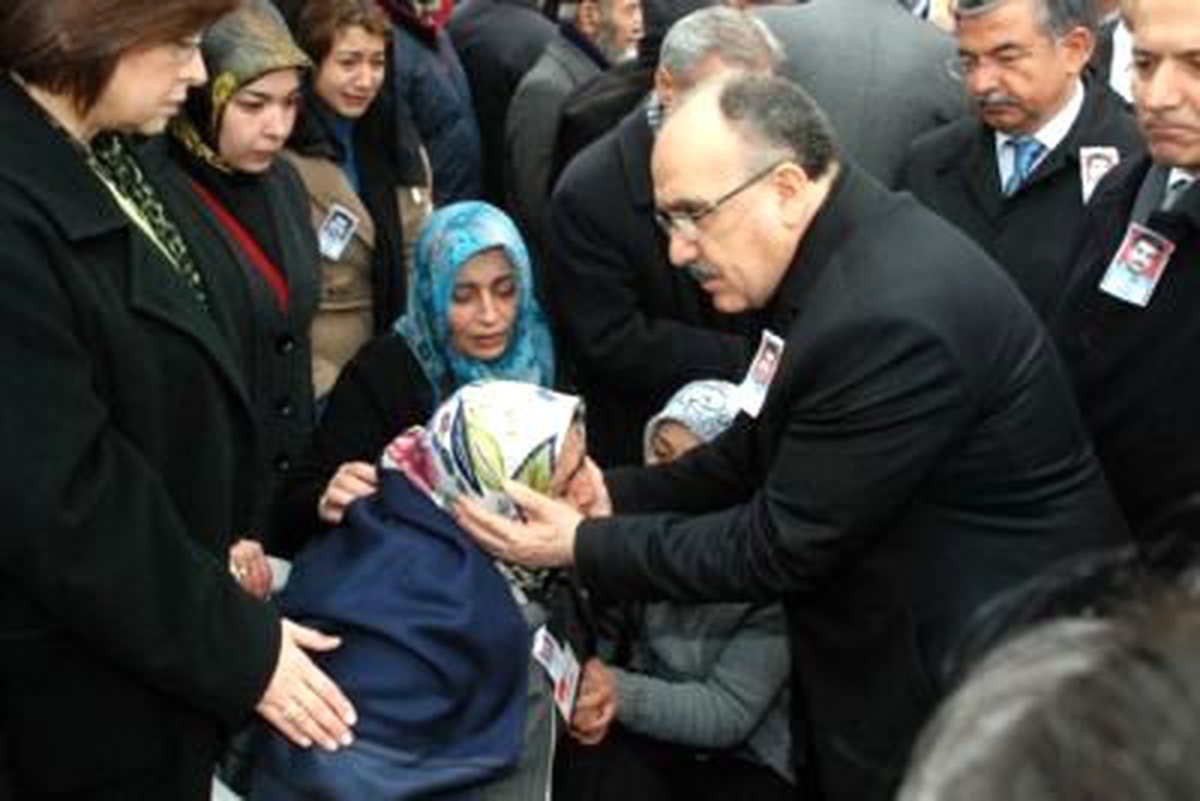 Patlamada Ölen İşçi Salih Erkeç Toprağa Verildi