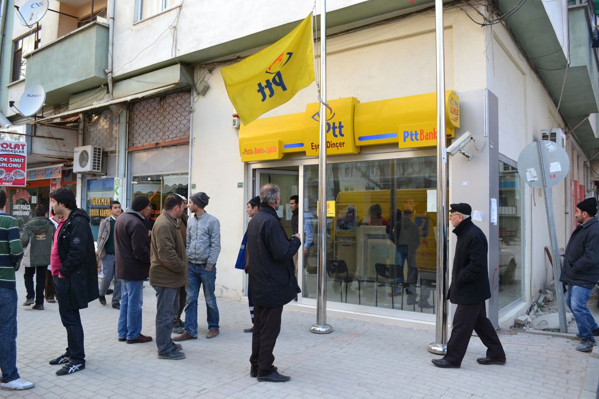 PTT Gemlik Şubesi\'nde Silahlı Soygun
