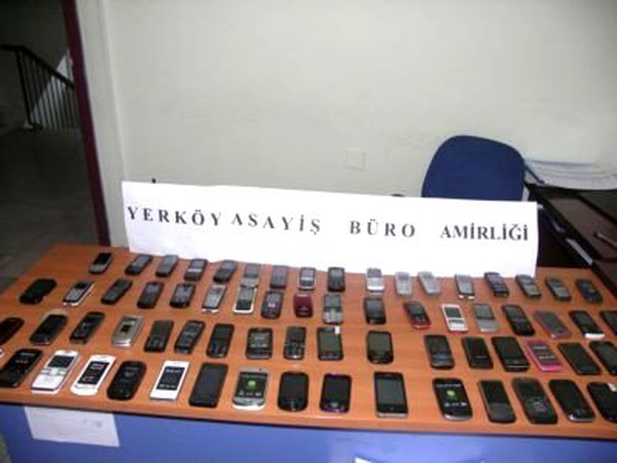 Yerköy\'de 223 Adet Kaçak Cep Telefonu Ele Geçirildi