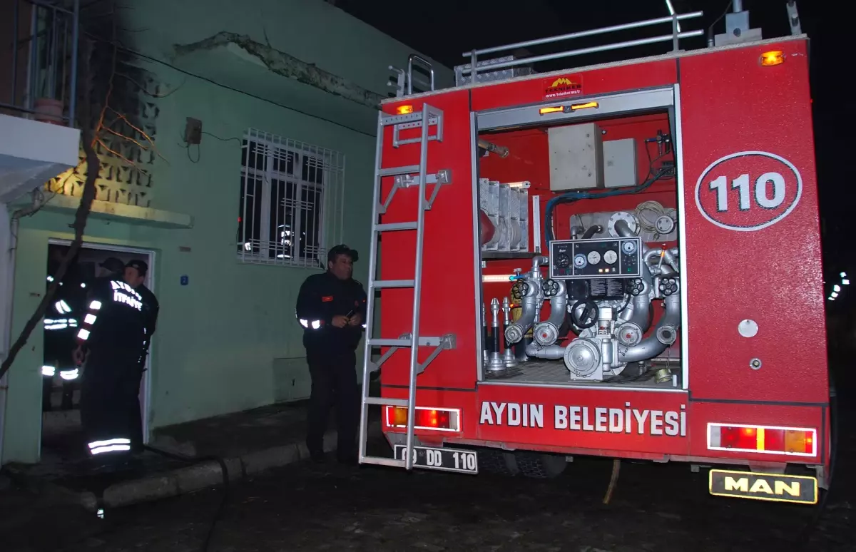 Aydın\'da Ev Yangını
