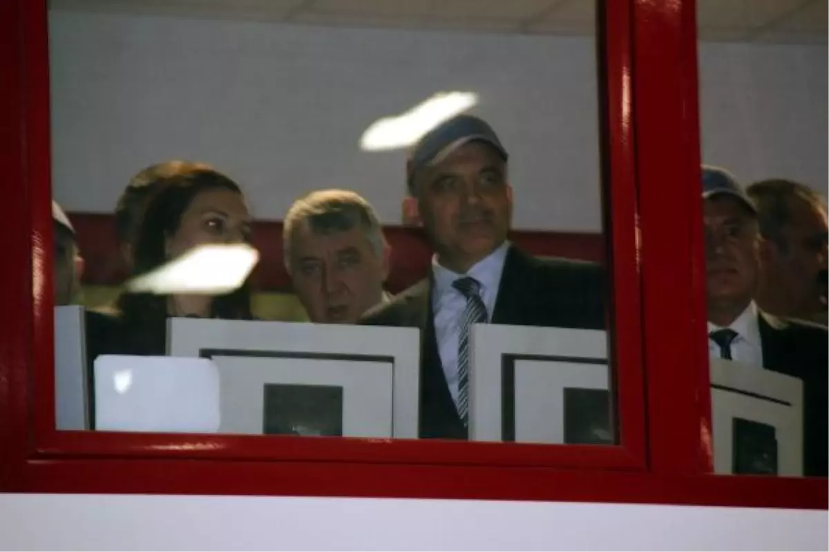 Cumhurbaşkanı Gül: Kimse Mahkeme Kararı Olmadan Suçlu İlan Edilemez (4)