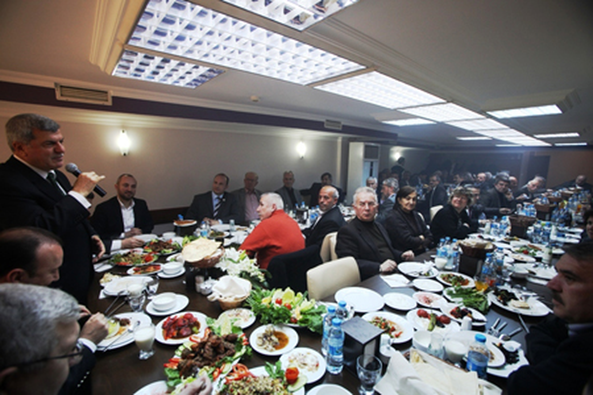 "Hizmetlerde Muhtarların Payı Var"