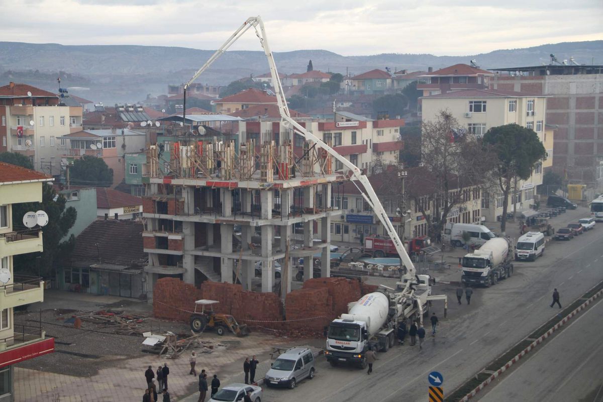 Köprübaşı Belediyesi\'ne Yeni Hizmet Binası