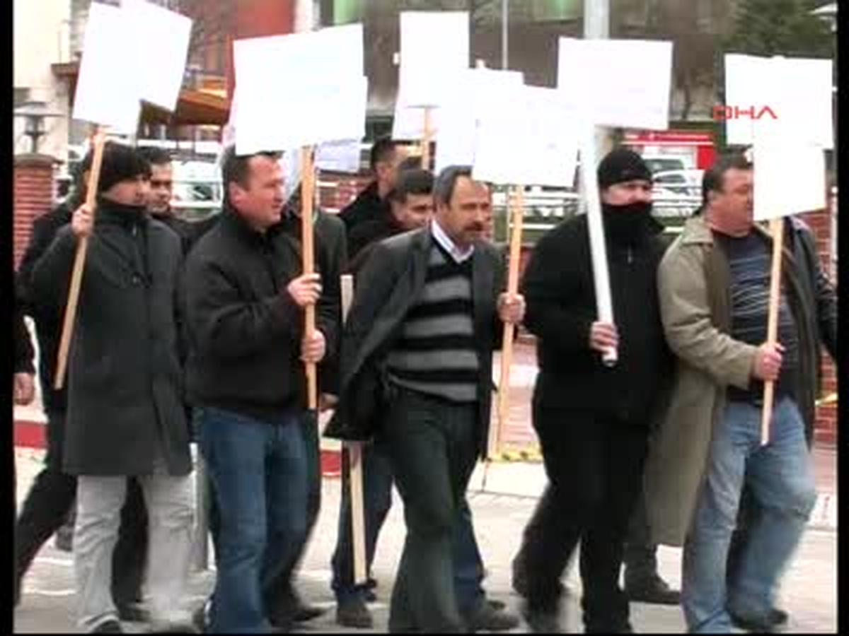 Polis, Kendini Eylemci Rolüne Kaptırdı