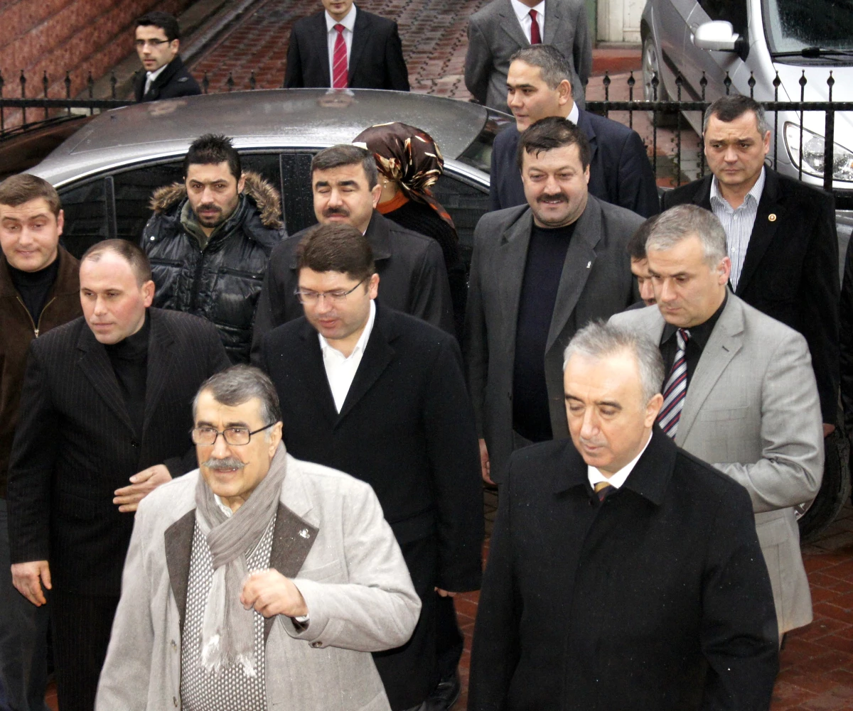 AK Parti Genel Başkan Yardımcısı Aksu Bartın\'da