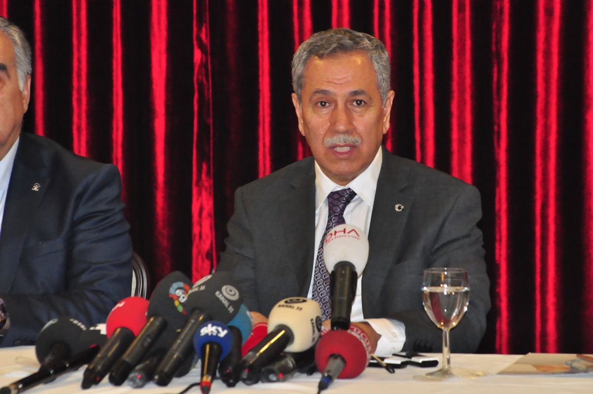 Arınç'tan 'Başbuğ'un Tutuklanmasına' İlişkin Yorum