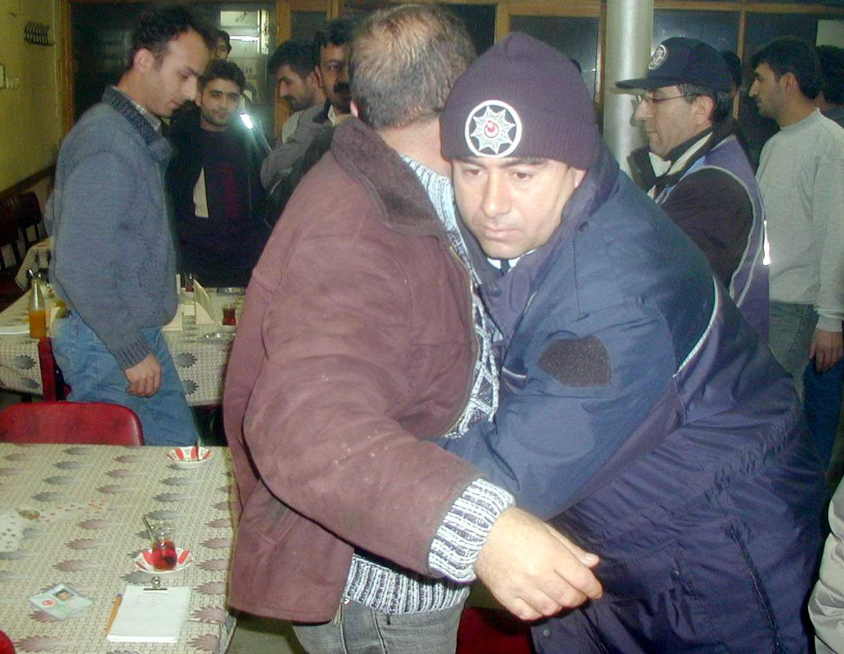 Aydın Polisi 2011\'de 16650 Olaya Müdahale Etti