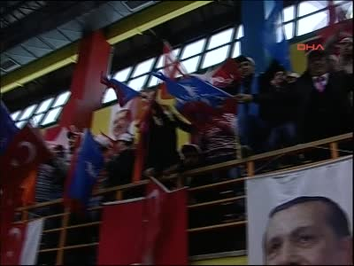 Bakan Bağış, AK Parti Sultangazi Kongresine Katıldı 1