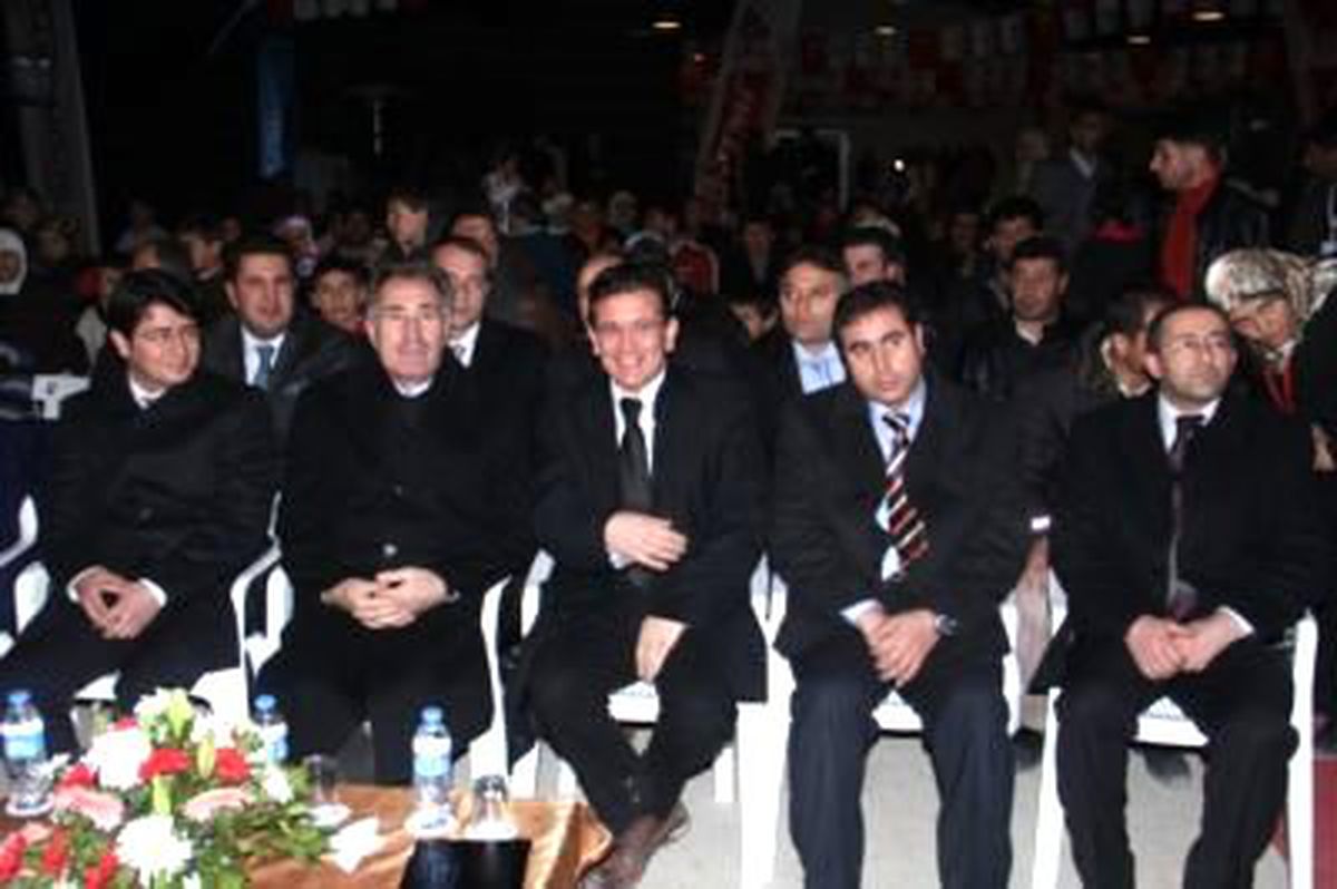 Bakan Günay\'ın Van Ziyareti