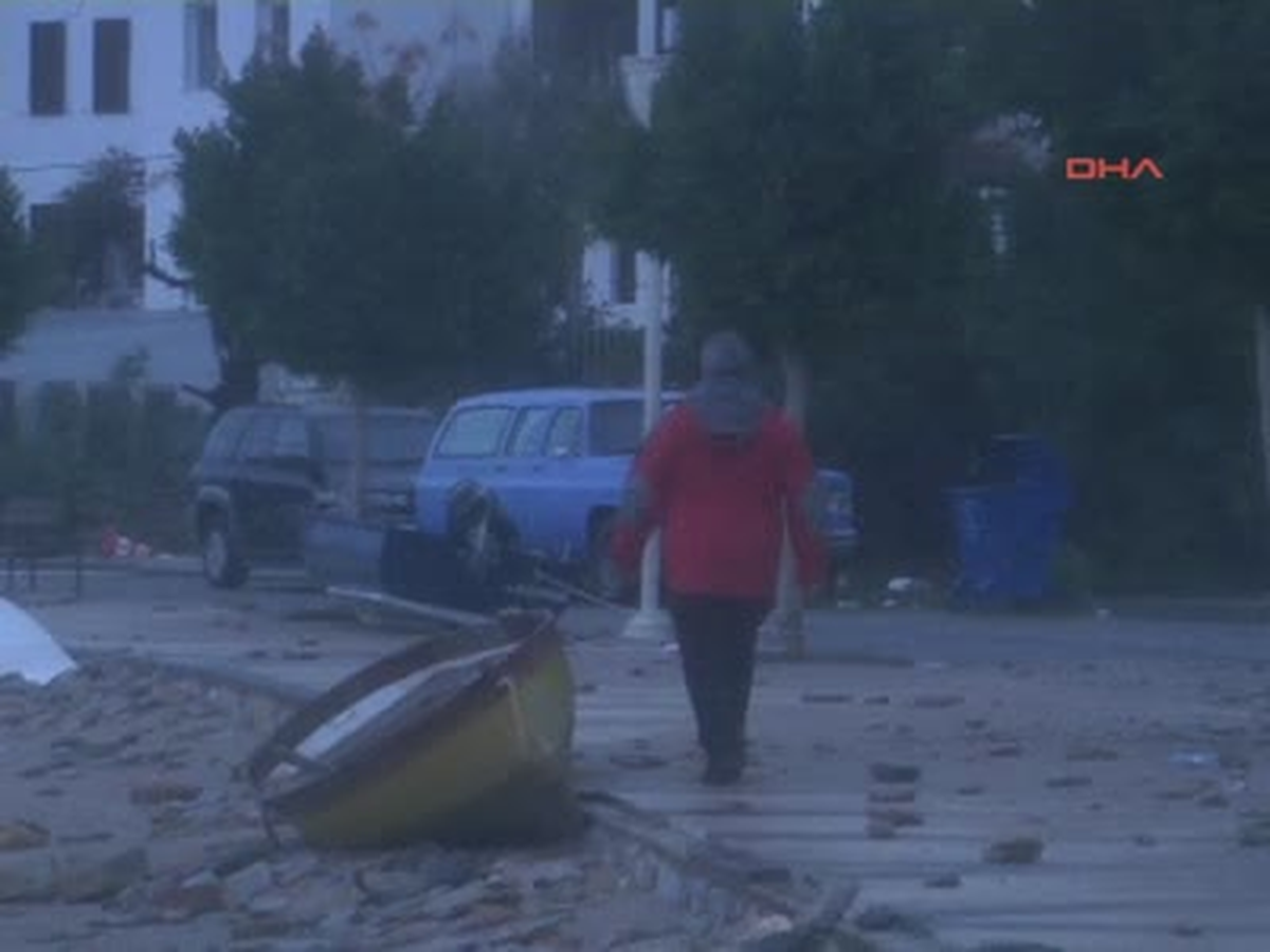 Bodrum\'da Lodos Harabeye Çevirdi