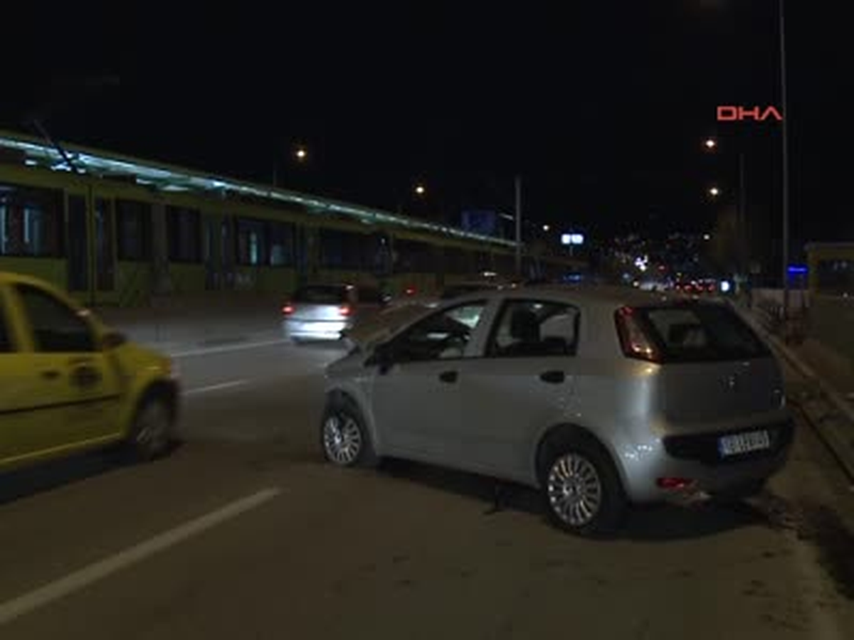 Bursa\'da Metro Seferlerini Aksatan Kaza Yeniden