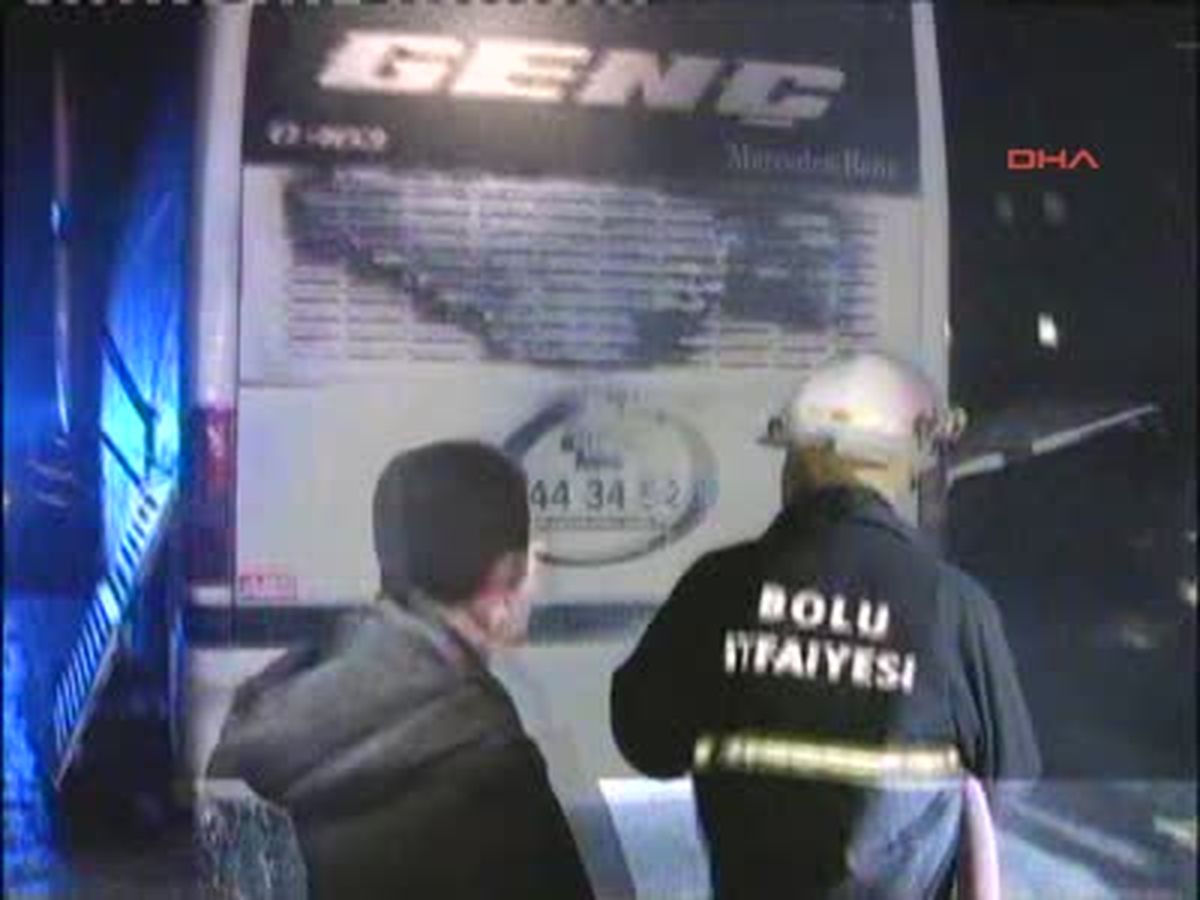 Cenaze Taşıyan Yolcu Otobüsü Alev Aldı