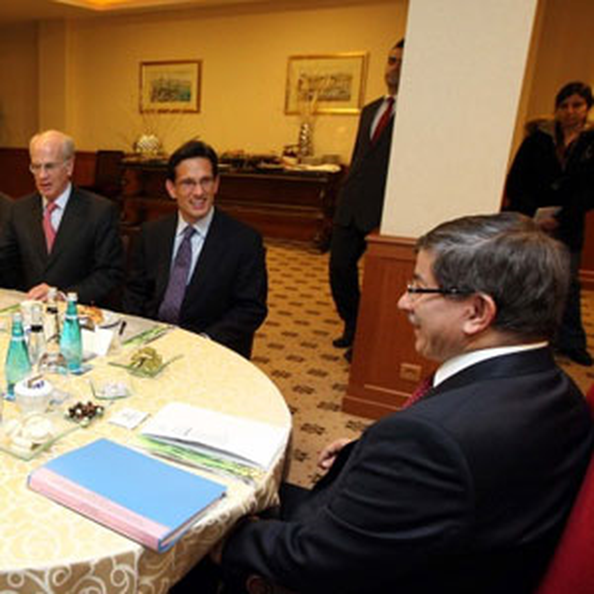Davutoğlu-Eric Cantor Görüşmesi