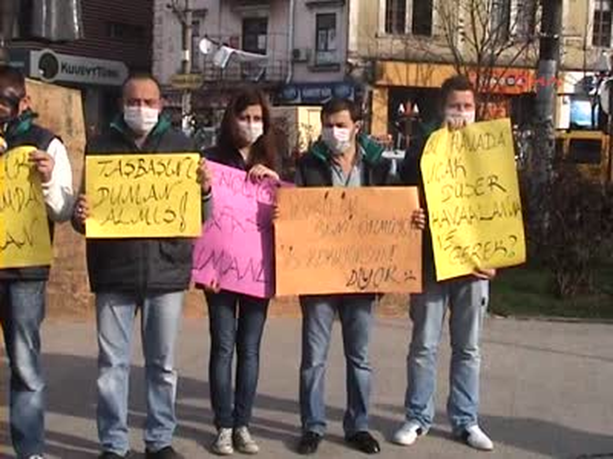 Hava Kirliliğine Maskeli Protesto
