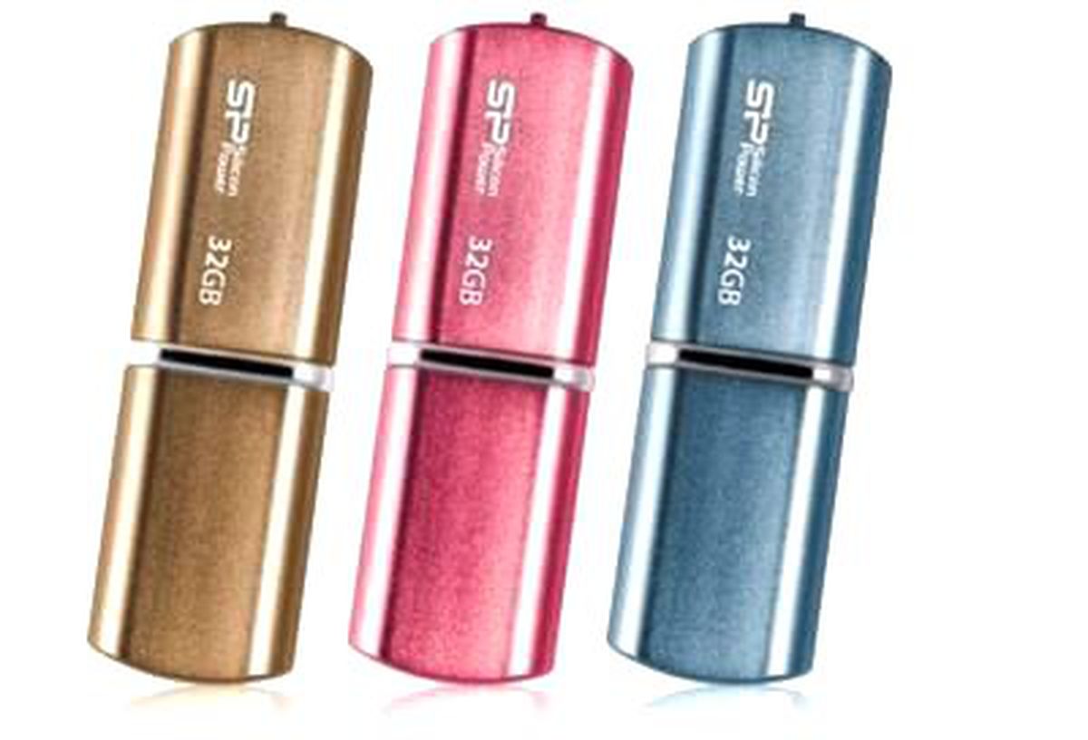 Hem Usb Bellek, Hem De...