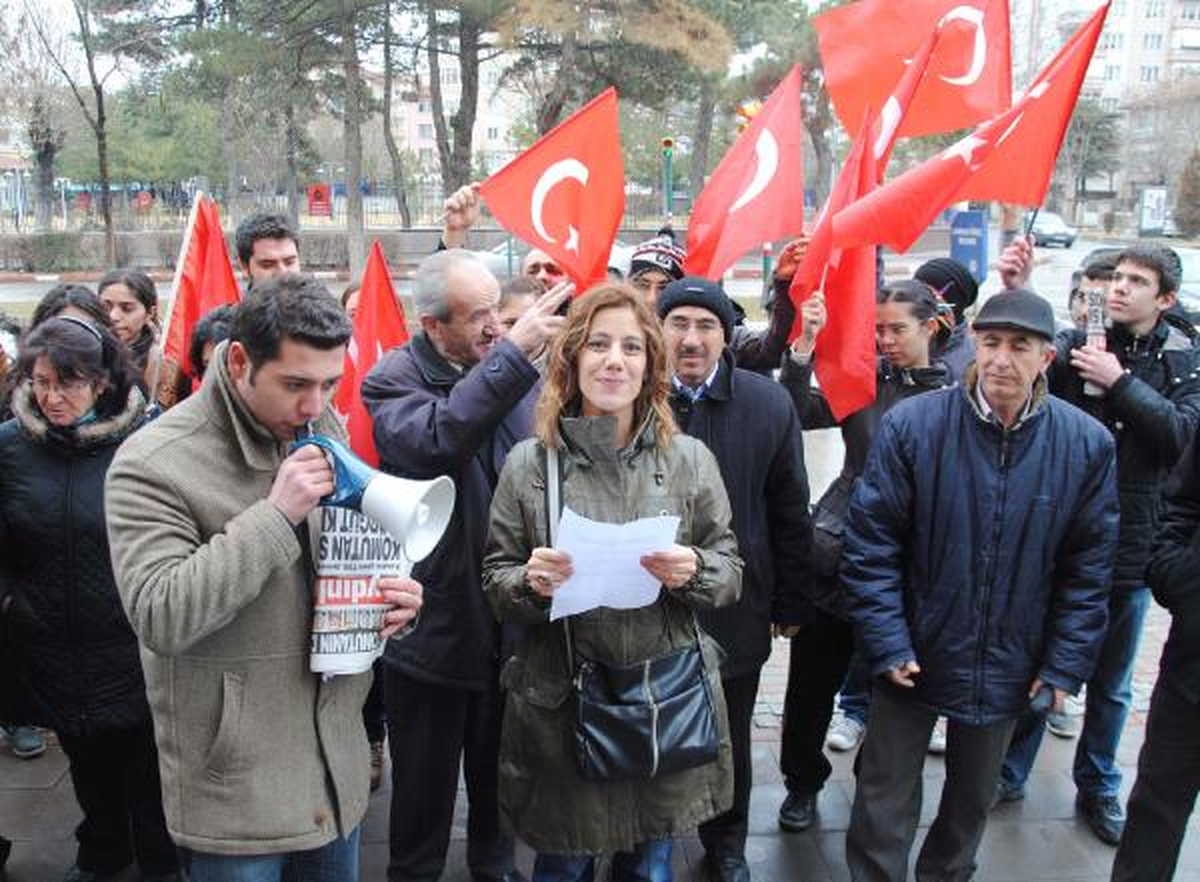 İlker Başbuğ'un Tutuklanmasına Memleketi Afyonkarahisar'dan Tepki