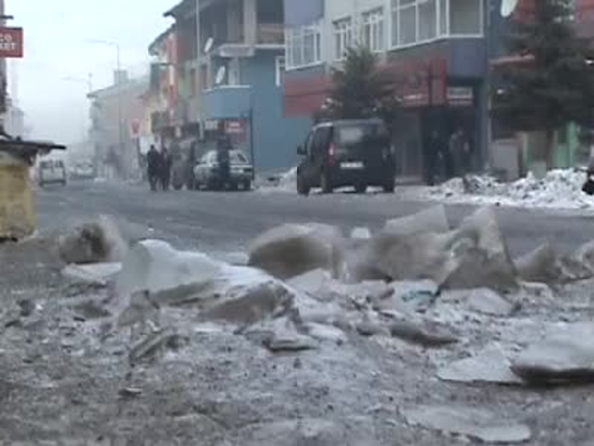 Kars Eksi 21 Dereceyi Gördü