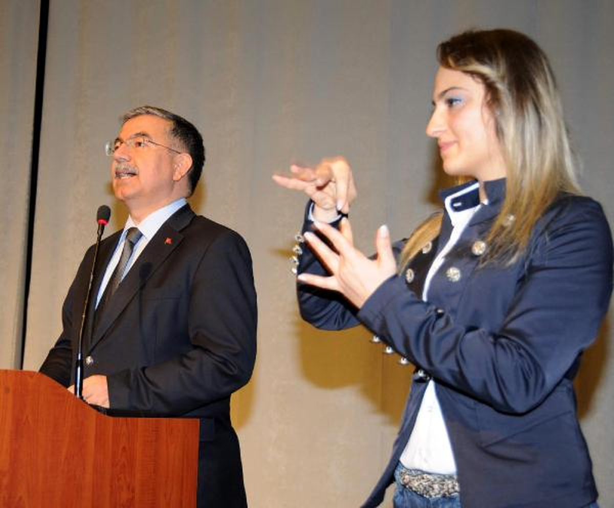 Milli Savunma Bakanı Yılmaz'dan Başbuğ Yorumu: Mahkeme Sürecini Kısa Zamanda Neticelendirmek Türkiye'nin Yararına (3)